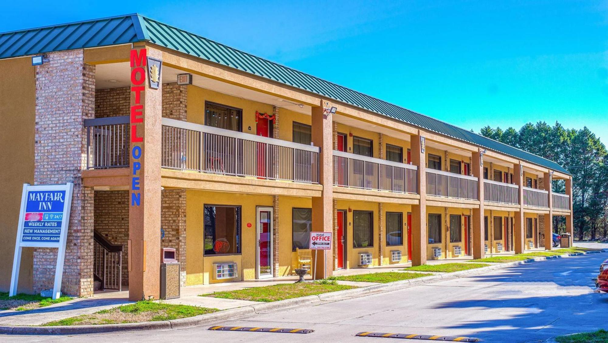 Mayfair Inn Williamston Ngoại thất bức ảnh