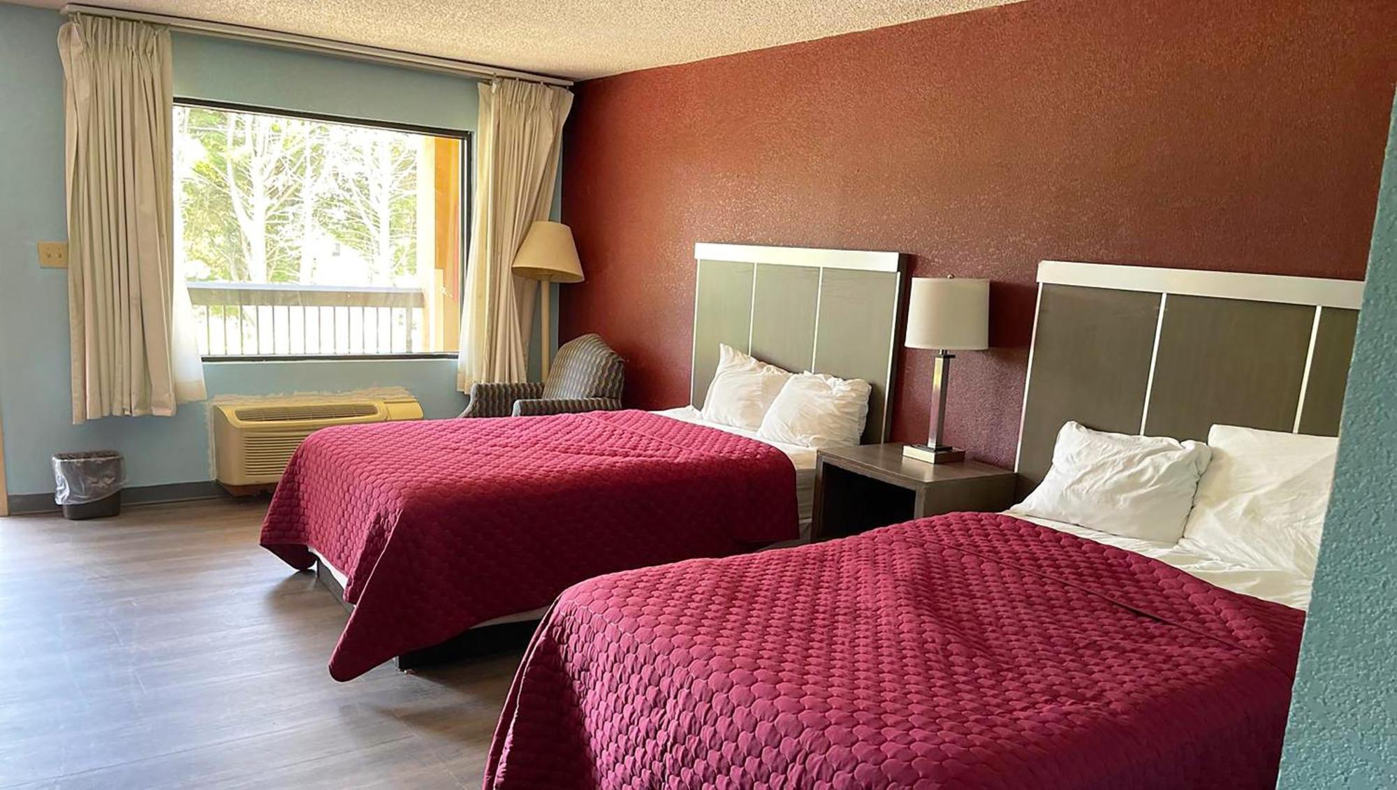 Mayfair Inn Williamston Ngoại thất bức ảnh