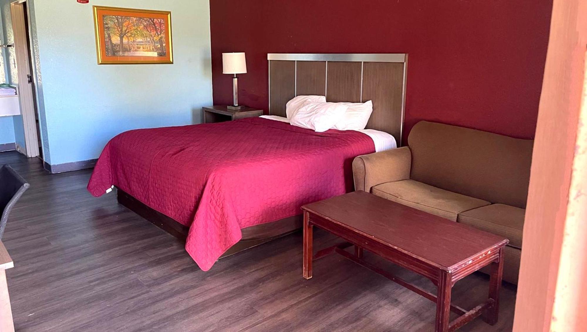 Mayfair Inn Williamston Ngoại thất bức ảnh